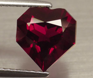 ¡Piedra preciosa granate piropo natural genuina de lujo de 2,44 quilates!