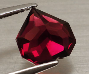 ¡Piedra preciosa granate piropo natural genuina de lujo de 2,44 quilates! - 2