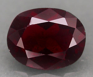 Piedra preciosa de granate piropo natural grande y hermosa de 2,23 ct - 3
