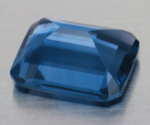 Piedra preciosa de fluorita azul natural muy rara de lujo de 3,30 ct - 3