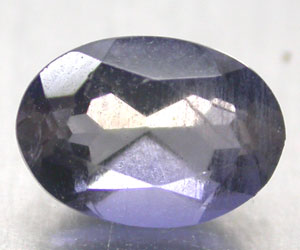 0,69 ct Hermosa piedra preciosa de iolita natural sin tratar