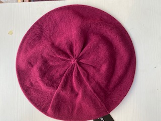 Oversize basker i bomull från Seeberger - berry red - 2