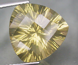 Piedra preciosa de cuarzo champán perfecta de lujo grande de 7,88 quilates