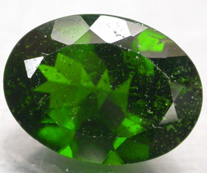 Diópsido de cromo ruso natural raro de lujo grande de 3,79 ct - 3