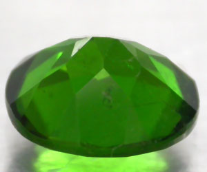 Diópsido de cromo ruso genuino raro natural de lujo de 1,08 ct - 2