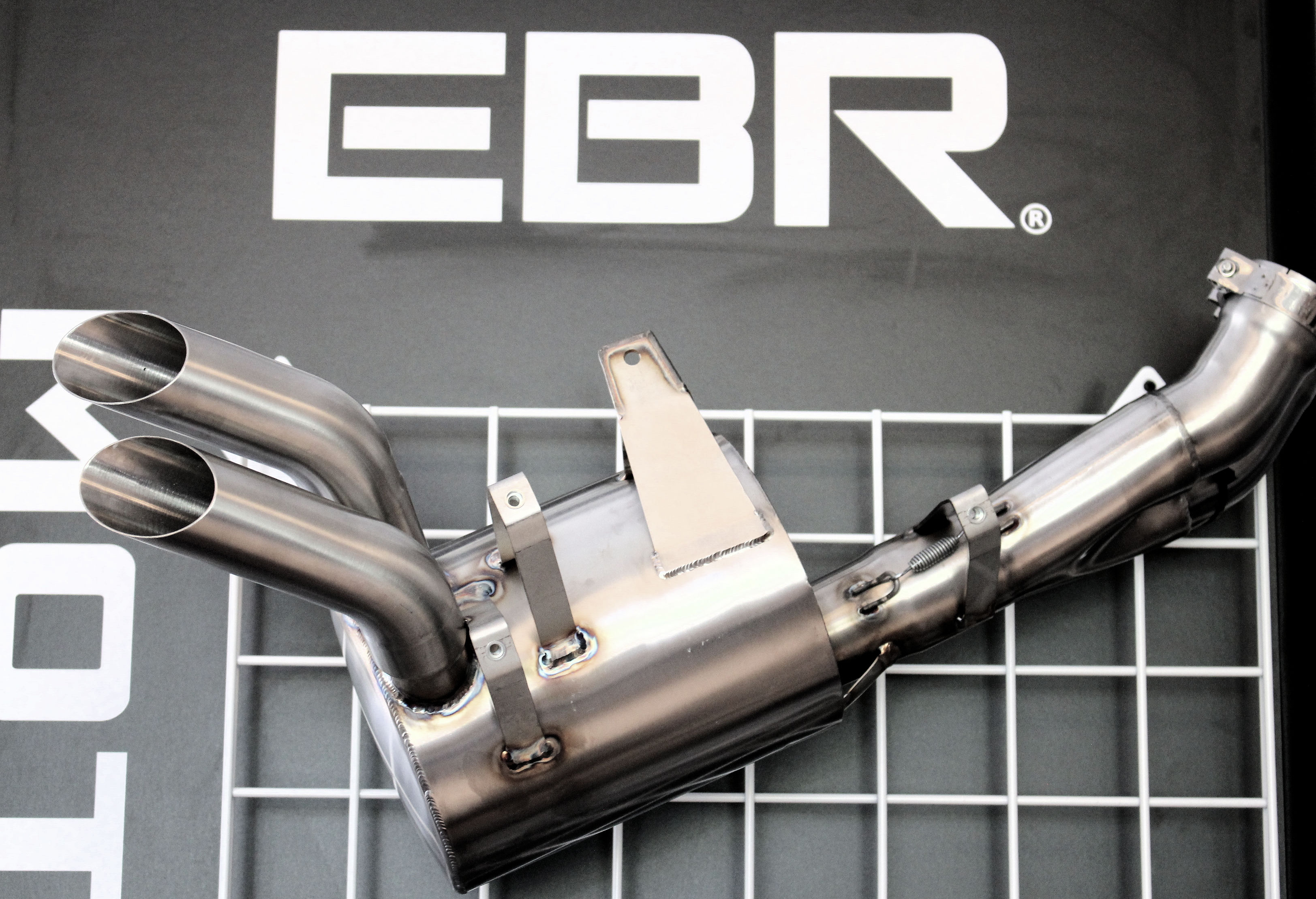 APH (Alan Hawkes) by NCCR Slip-on DUAL EXIT exhaust EBR 1190 RX/SX - 2