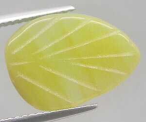 Piedra preciosa de ópalo grande única grabada a mano de 3,22 ct