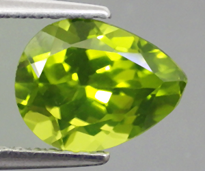Piedra preciosa de peridoto natural genuina en forma de gota hermosa de 2,16 ct