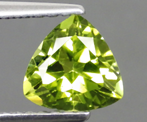 0,98 ct Brillante hermosa piedra preciosa de peridoto genuino trillante