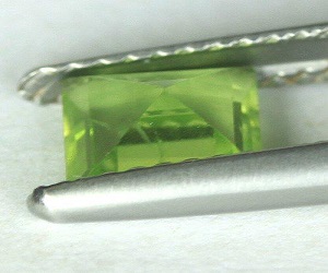 Piedra preciosa de peridoto natural sin tratar de lujo de 1,03 ct - 2