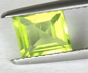 Piedra preciosa de peridoto natural sin tratar de lujo de 1,03 ct