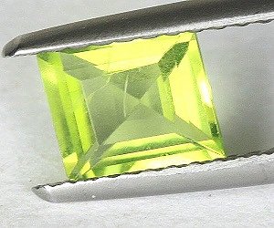 Piedra preciosa de peridoto natural sin tratar de lujo de 1,03 ct