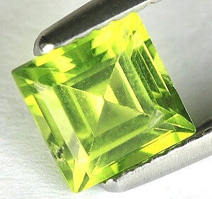 Piedra preciosa de peridoto natural de brillo superior delicioso de 1,31 ct