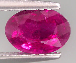 Turmalina rubelita natural muy rara de 1,03 ct