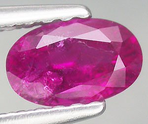 Piedra preciosa de turmalina rubelita natural genuina muy rara