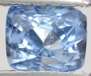 Zafiro azul natural sin tratar extremadamente raro de 0,66 ct
