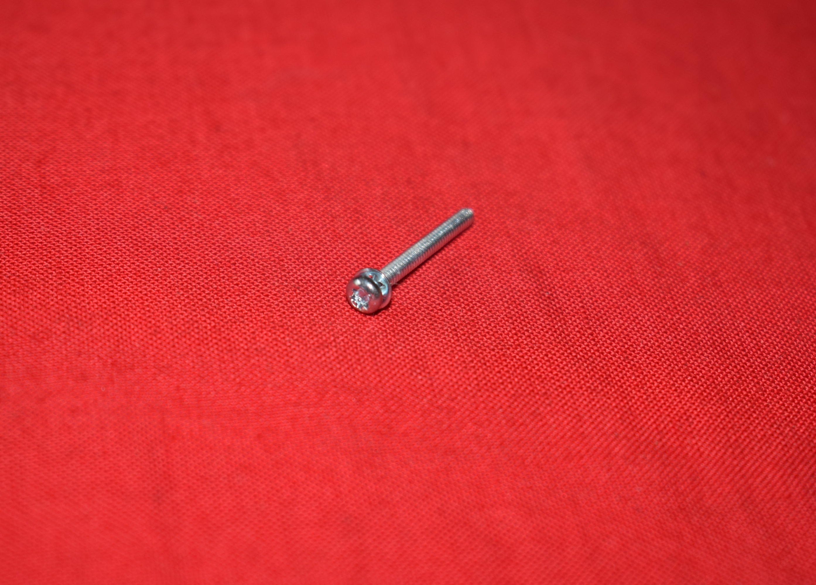 Screw 2-56 x 3/4" Torx with washer