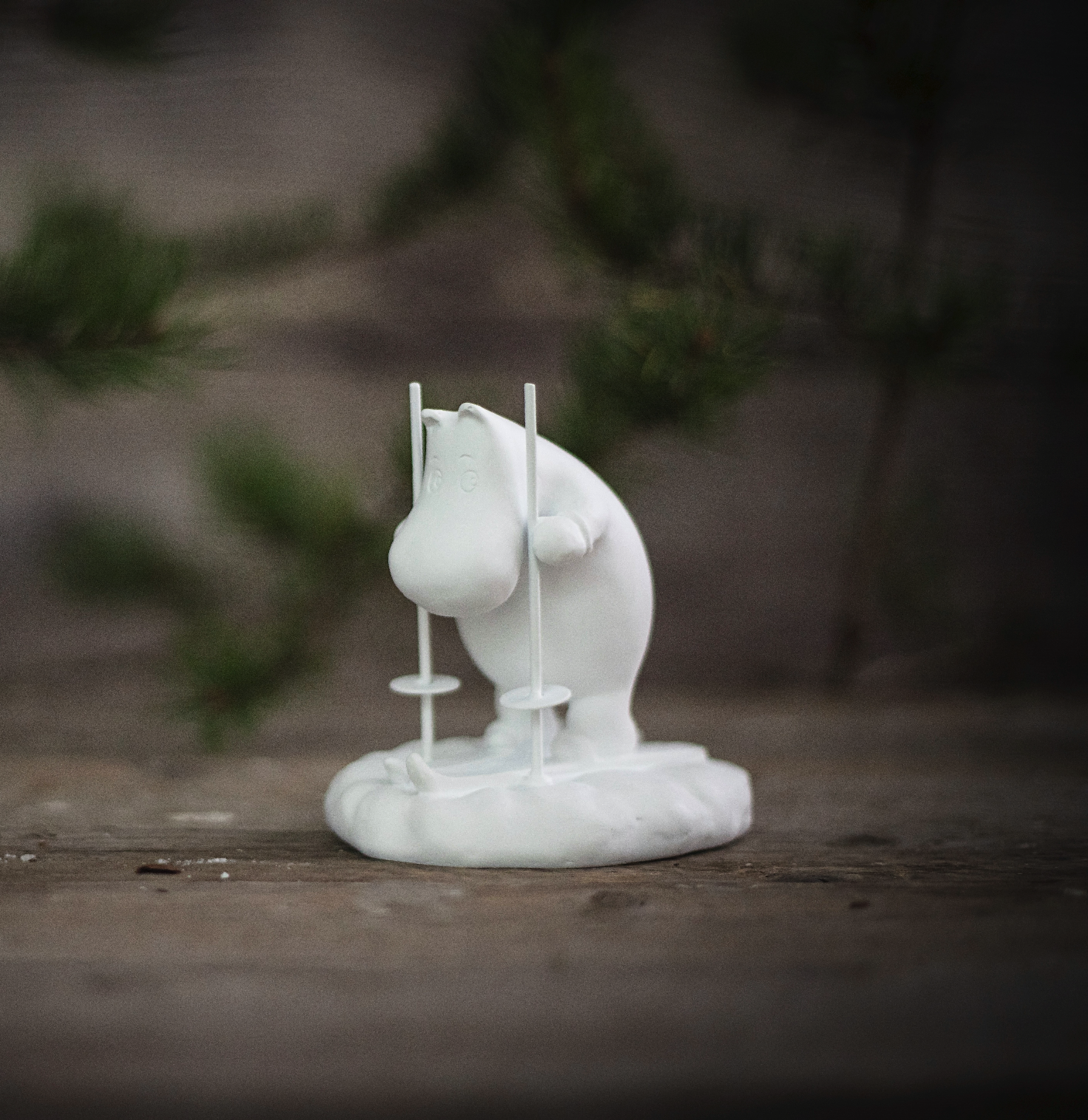 Moomin Polystone Figurine - Moomintroll Winter 2021