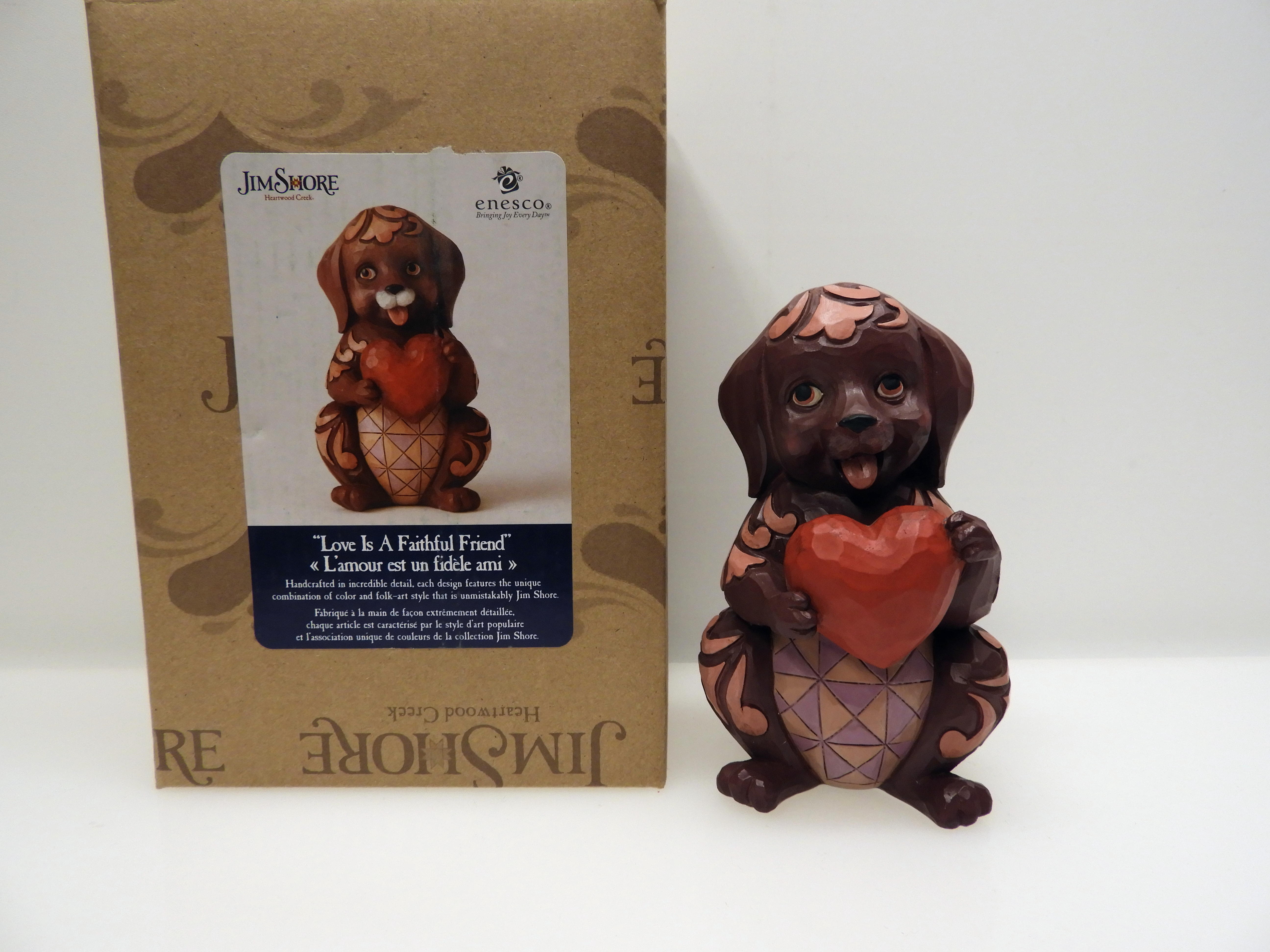 Jim Shore 6006224 Love är en trogen vän - Pint Sized Dog Holding Heart  - 2