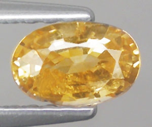 0.53 ct Härligt vacker äkta naturlig gul safir ädelsten