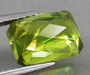 Piedra preciosa de esfena genuina (titanita) grande de alta calidad de 2,99 quilates - 3
