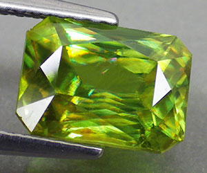 Piedra preciosa de esfena genuina (titanita) grande de alta calidad de 2,99 quilates - 4