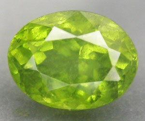 Piedra preciosa de esfena (titanita) natural genuina y rara de 0,87 ct - 2
