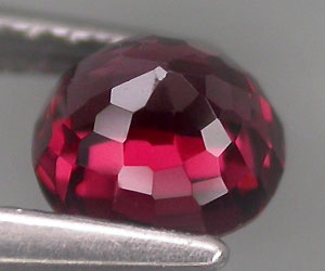 0.68 ct Very rare top quality red spinel gemstone - 2