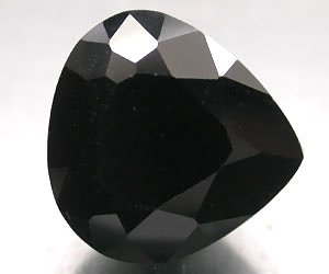 Hermosa espinela negra natural grande de 9,05 ct