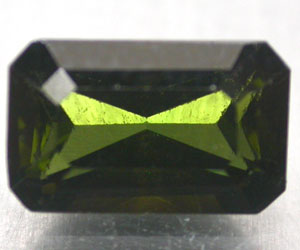 Piedra preciosa de turmalina verde cromada perfecta de lujo de 1,26 quilates