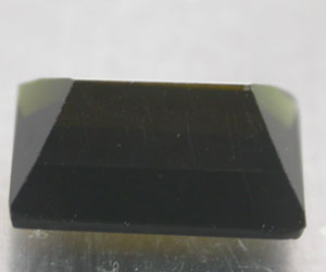 Piedra preciosa de turmalina verde natural grande de 2,42 ct - 2