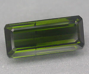 Piedra preciosa de turmalina verde muy hermosa de 1,72 ct