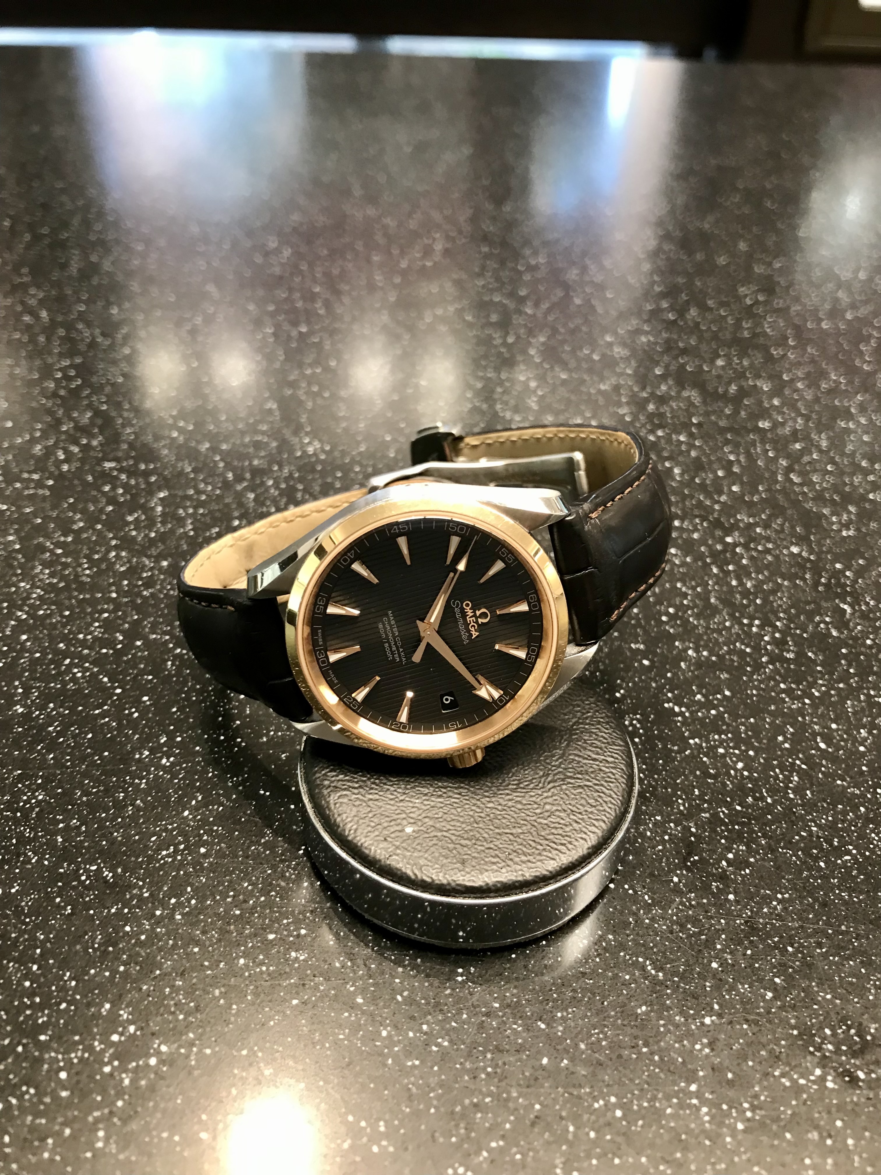 SÅLD 3 september 2021 för 35.000:- Omega Aqua Terra 150 M Master Co-Axial Chronometer 41,5 MM