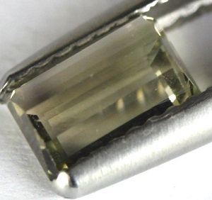 Piedra preciosa de turmalina verde natural genuina de 1,03 ct - 2
