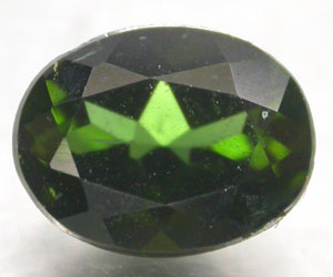 Piedra preciosa de turmalina verde natural maravillosamente hermosa de 1,07 ct