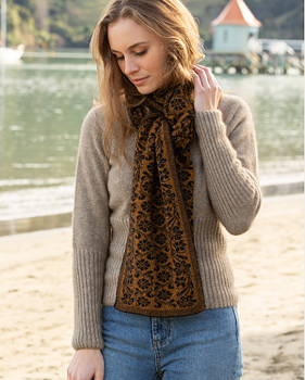 Noble Wilde i Merino/Possum, Jacobean Scarf