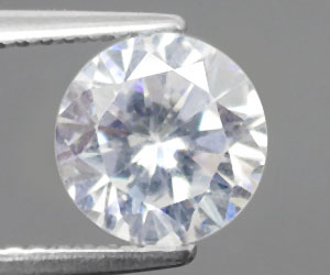Piedra cz blanca redonda absolutamente perfecta de 7,1 mm - 2