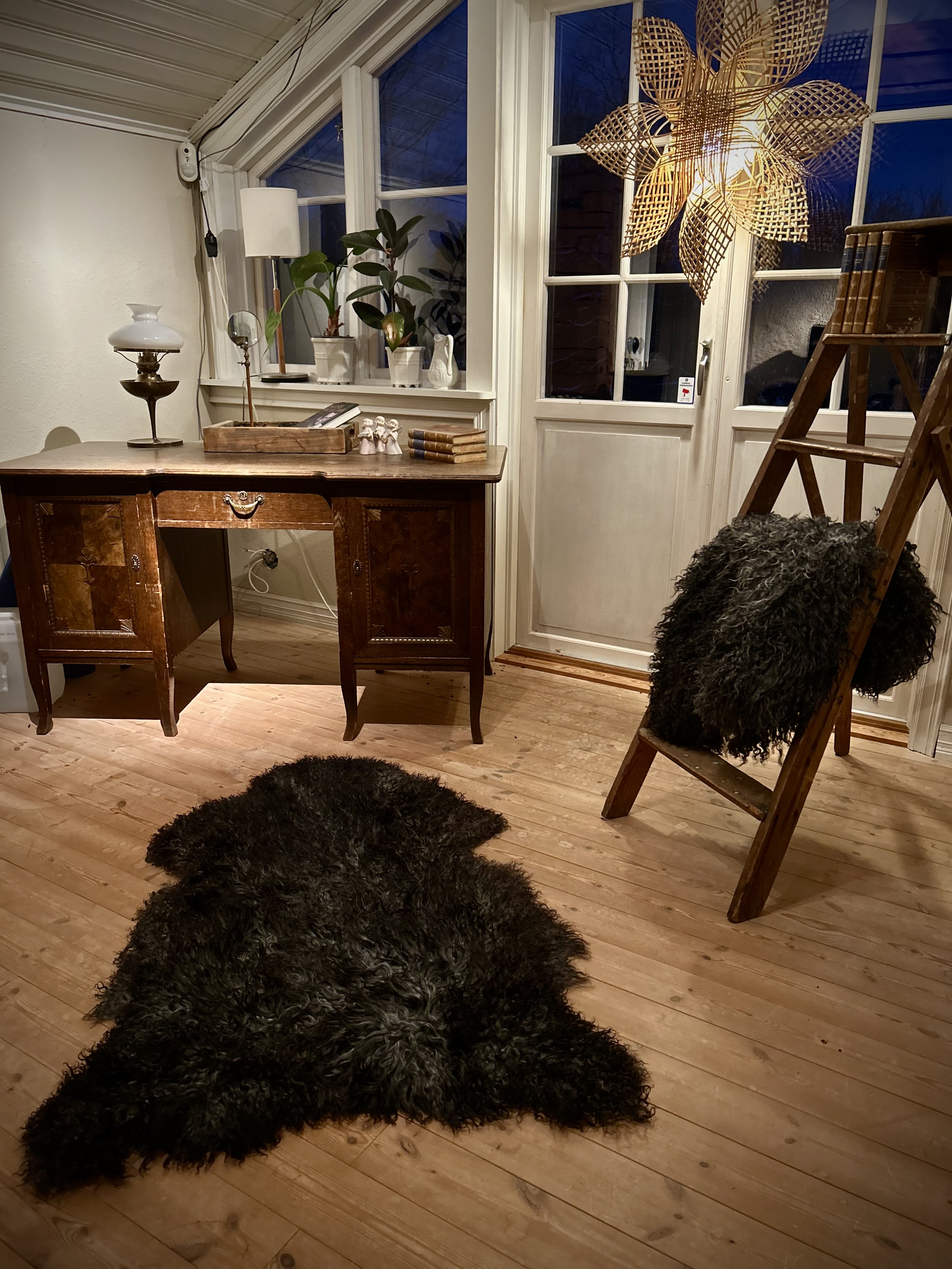 Long-haired sheepskin - 2