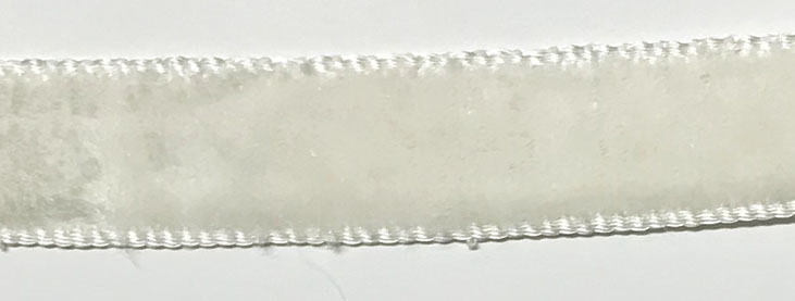 Vitt sammetsband 12 & 20