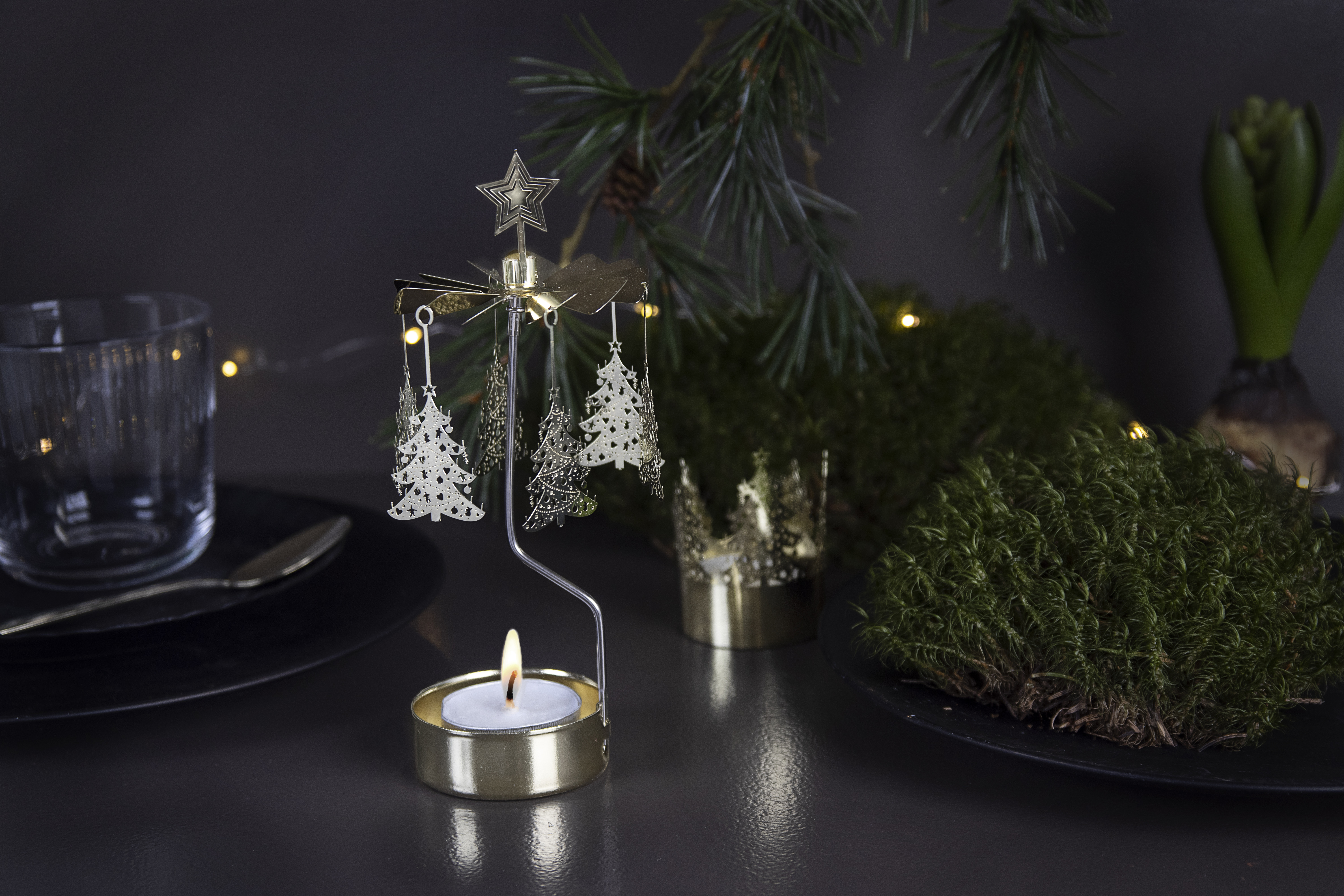 TEALIGHT SPINNER CHRISTMAS TREE