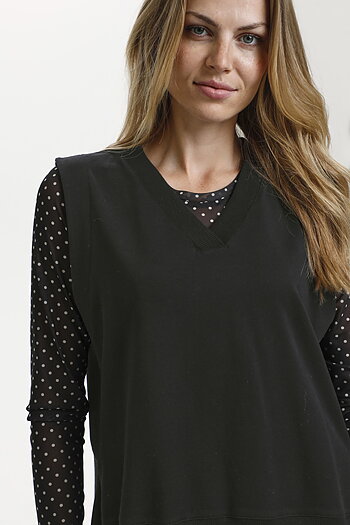 Culture - Monty Vest Black