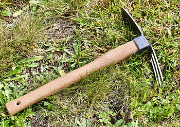 Japansk  "Cuttle-Fish" Trädgårdshacka