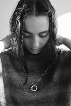Letters/Victory Glory pendant silver