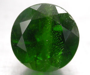 Hermosa piedra preciosa redonda de diópsido de cromo natural de 1,49 quilates de 7 mm