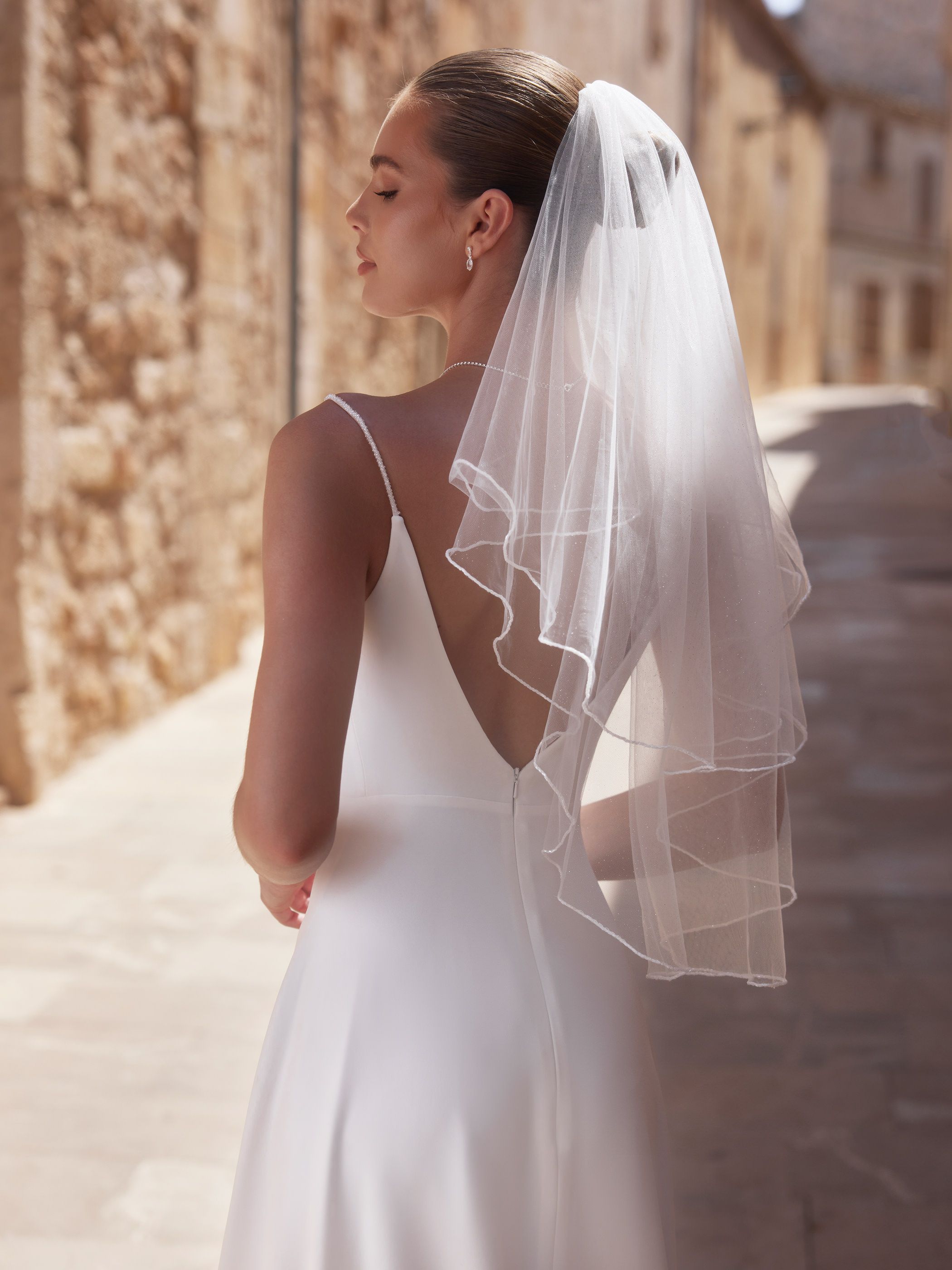Slöja med glittertyll  80 cm / 60 cm