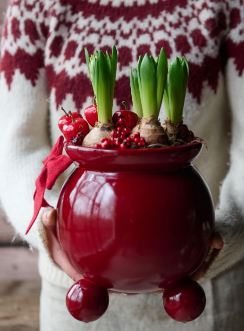 Pot with ball feet - Red - 18x20 cm - 2