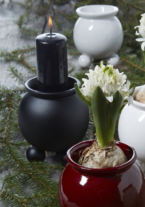 Pot with ball feet - Black - 15x20 cm - 2