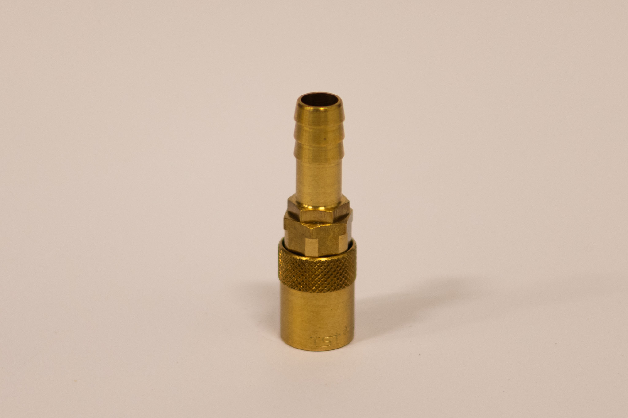HVK6-10 Rak koppling hona med ventil 10mm slang