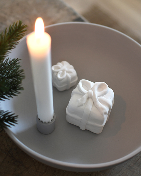 Kramsta - Package - Christmas gift - Decoration - Ceramic - 4x4 cm - 2