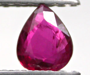 Piedra preciosa de rubí mogok de Birmania genuina en forma de gota extremadamente rara